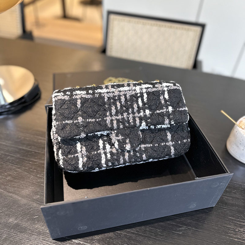 

Tweed Fashion Women Luxury Designer Crossbody Bag Quilted Retro Classic Flap Shoulder Bag Wallet Large Capacity Versatile Handbag Multi Pochettes Key Pouch 25CM, Black