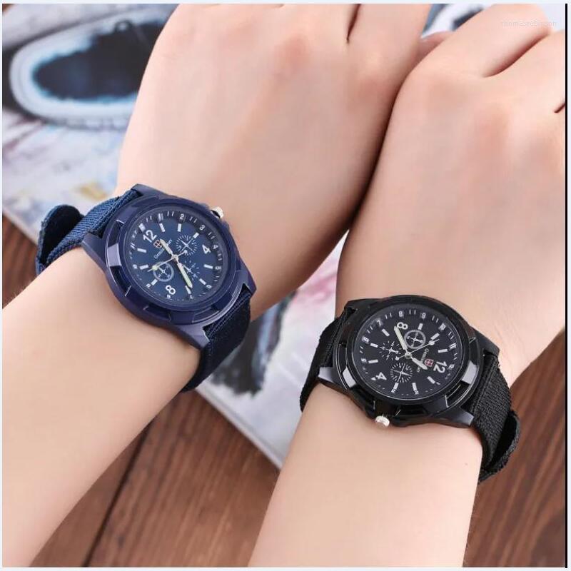 

Wristwatches 2022 Luxury Men Quartz Watch For Mens Army Soldier Military Canvas Strap Fabric Analog Wrist Watches Sports, Black