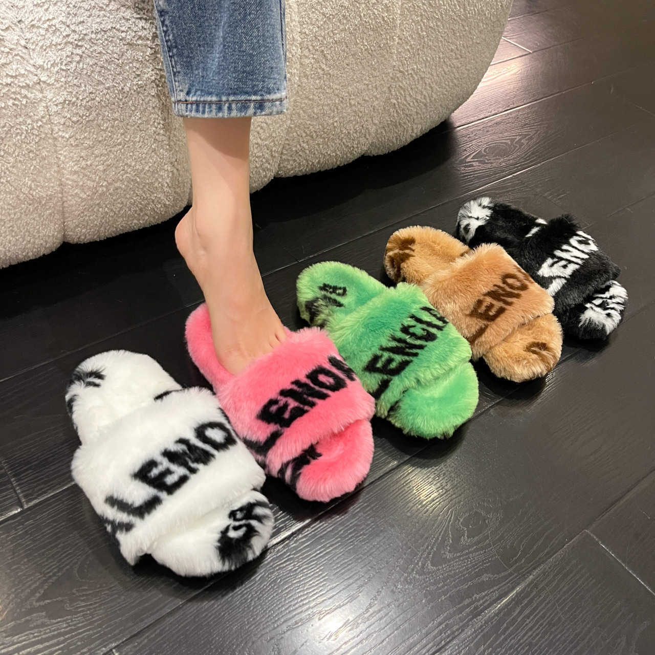 

Slippers Dress Shoes Candy Color Warm Fashion Letter Casual Woolen Slippers for Women to Wear on the 2023 Autumn and Winter Thick Bottomed Flat 0930, Red