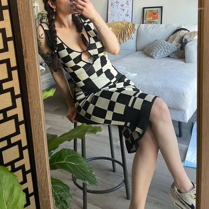 

Casual Dresses Y2K Knitted Dress Women Sexy Bodycon Party Fashion Spaghetti Strap Backless V Neck Plaid Hollow Out Summer Women, Mini dress