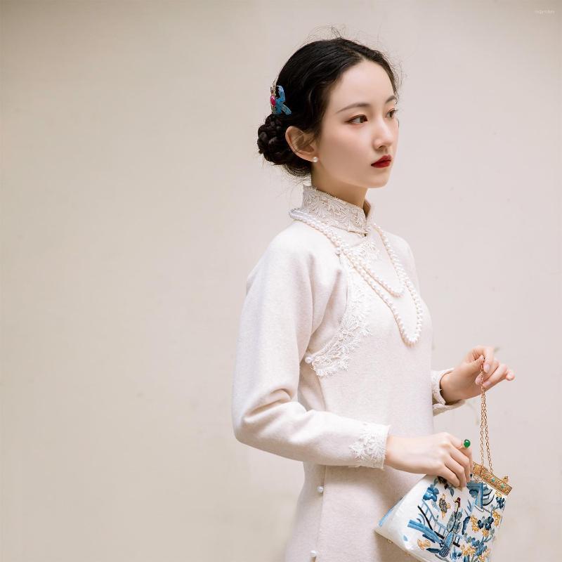 

Ethnic Clothing Bride White Satin Chinese Wedding Dress Gown Female Sexy Lace Floral Mandarin Collar Qipao Long Slim Vintage Button