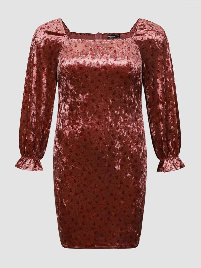 

Plus Size Dresses Finjani Women's Evening Velvet And Polyester Party Coffee Flat Collar Dress, 0709