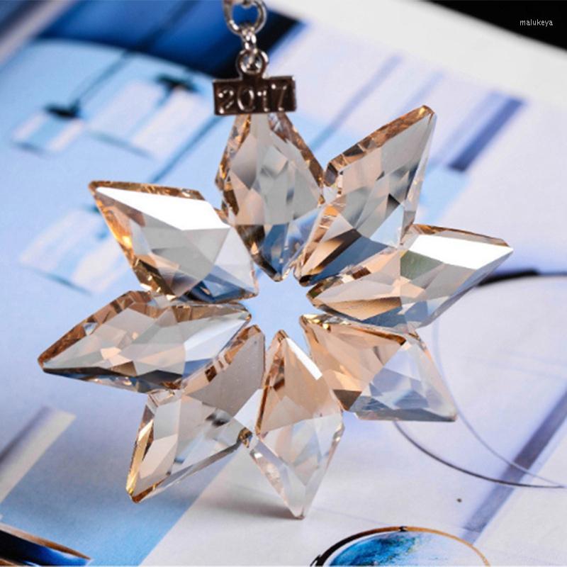 

Interior Decorations Car Crystal Pendant Transparent Snowflakes Suspension Ornaments Decoration For Rear View Mirror Ornament
