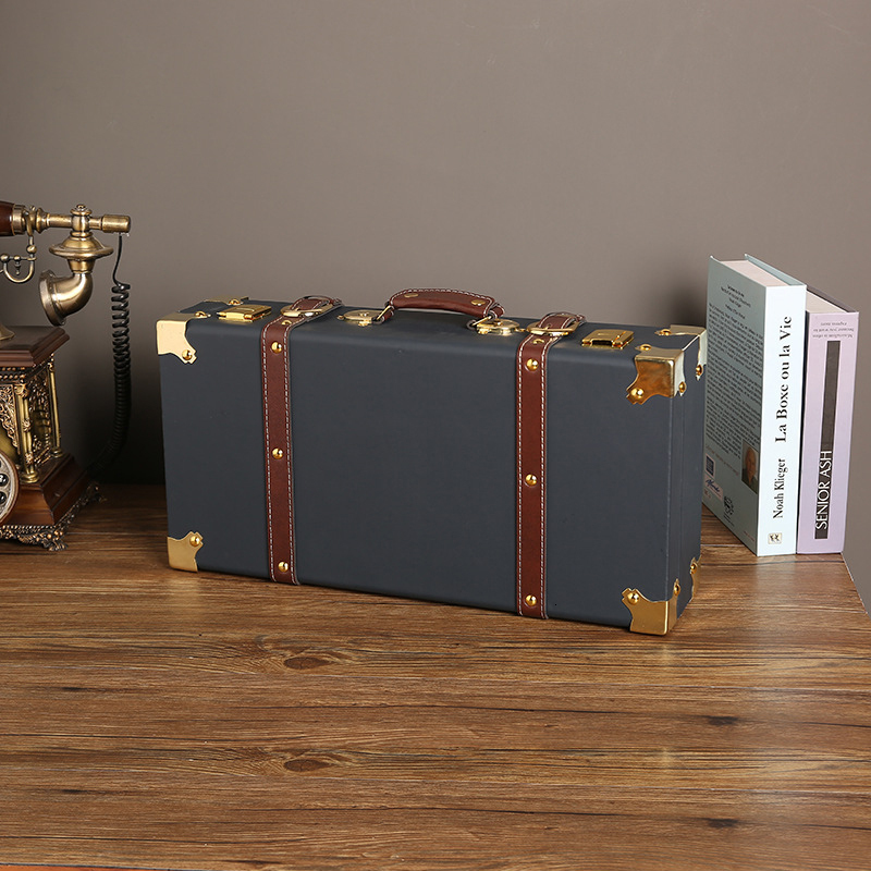 

Suitcases travel suitcase pography props box clothes storage box leather box luggage window display ornaments 221114