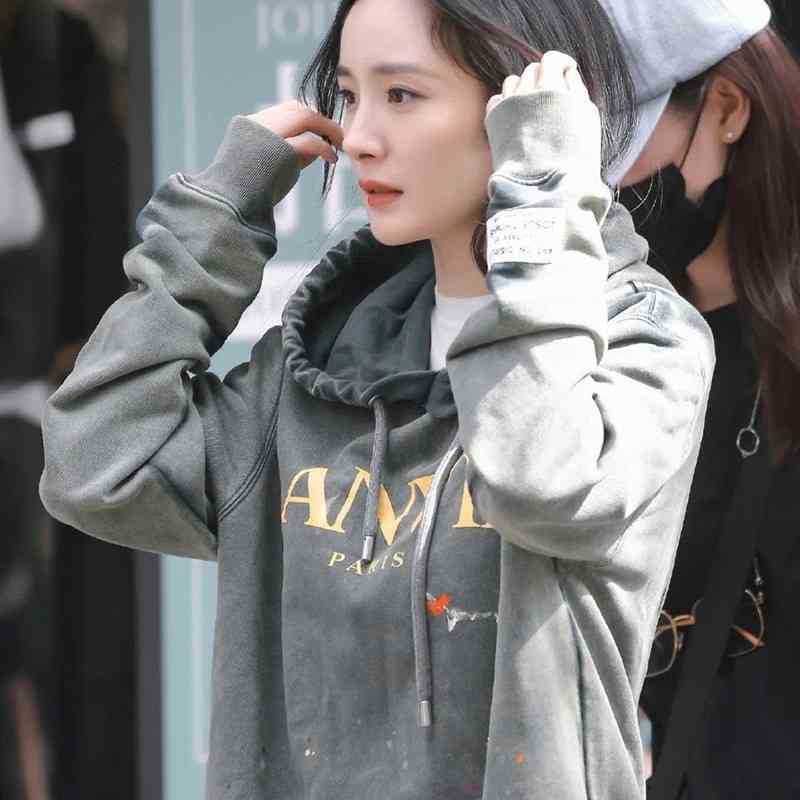 

Designer 2022 Fashion Men' Hoodies Cotton Sweater Galleryt Deptss x Jointly Limited Yang Mi' Same Splash Graffiti Hoodie 22PW, Purple black-m