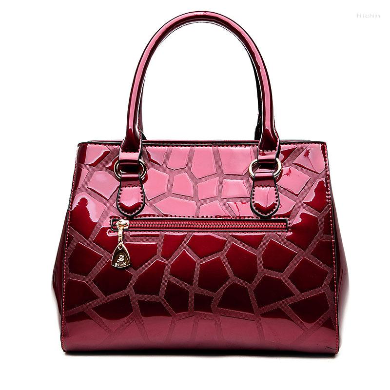 

Evening Bags Fashion Women Handbags European Design Stone Pattern Patent Leather Shoulder Female Girl Crossbody Bag, Black