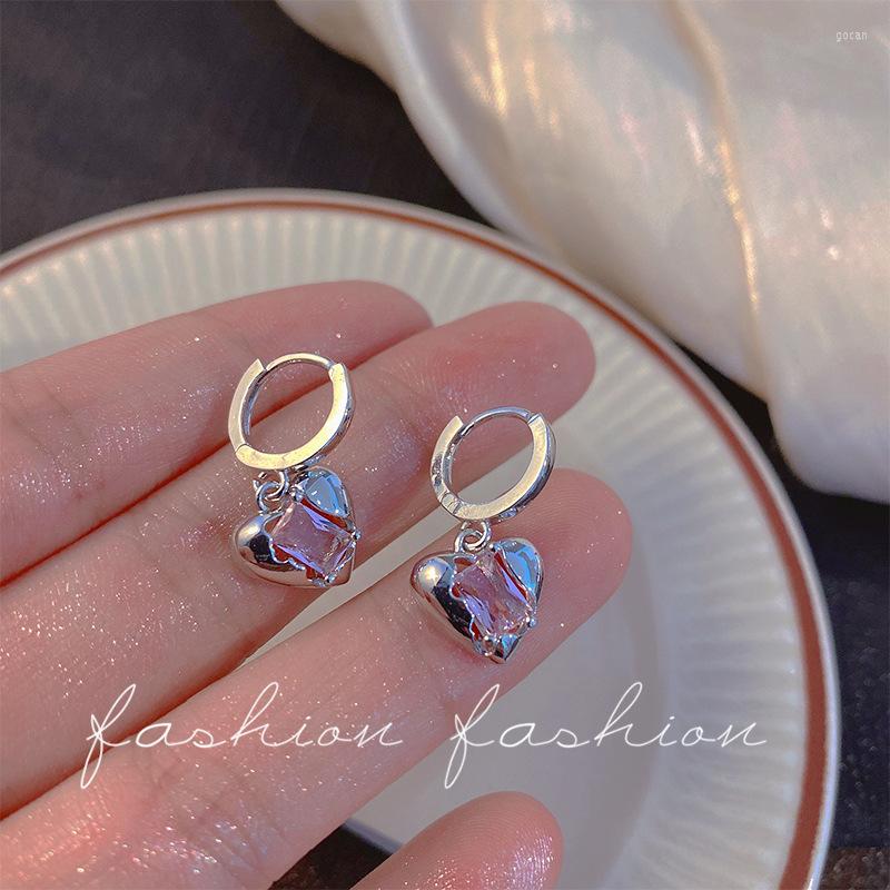 

Hoop Earrings Colorful L Elegant And Exquisite Heart Shape Pink Zircon Circle Stud For Women Sweet Cool Girl Fashion Jewelry Gift