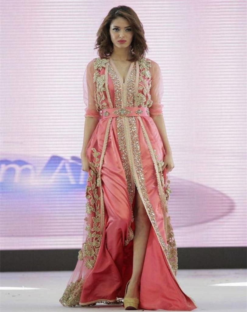 

Fashion Front Side Arabic Dresses Evening Wear With Half Sleeves V Neck Sequined Formal Dress Applique Floor Length Crystals Eveni9120990, Coral