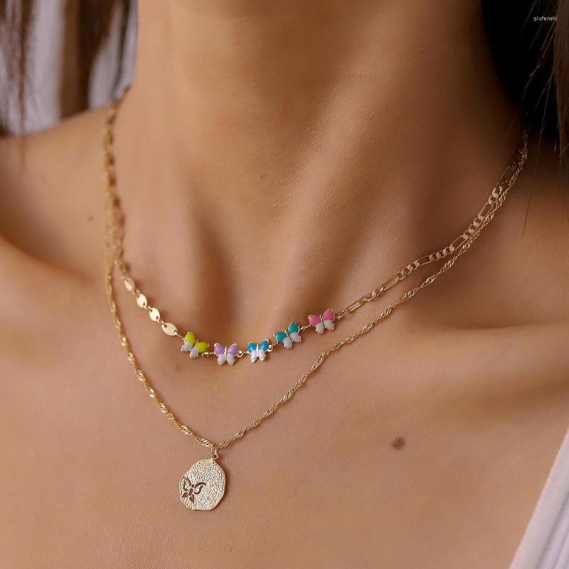 

Choker Vintage Multilayer Butterfly Necklace Fashion Women Golden Chain Layered Jewelry Party Gift