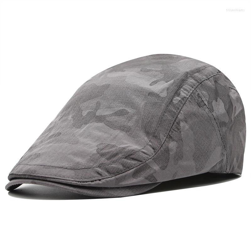 

Berets Fashion Camouflage Hat For Men Summer Mesh Breathable Visors Hats Unisex Casual Sboy Caps Women FR Flat Cap, Black