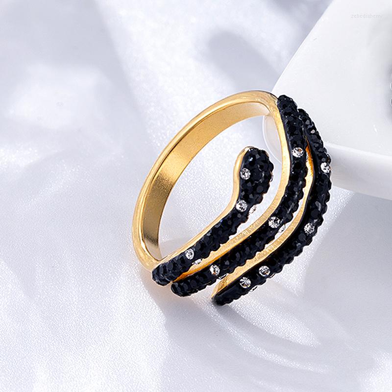 

Wedding Rings Fashion Black And White Crystal Snake Stainless Steel Ring For Women Gold Color Jewelry Gift Brand Wholesale