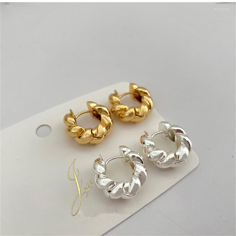 

Hoop Earrings AOMU 2022 Simple Retro Geometric Distortion Twist Metal Ear Buckle Earring For Women Girl Accessories Party Jewelry