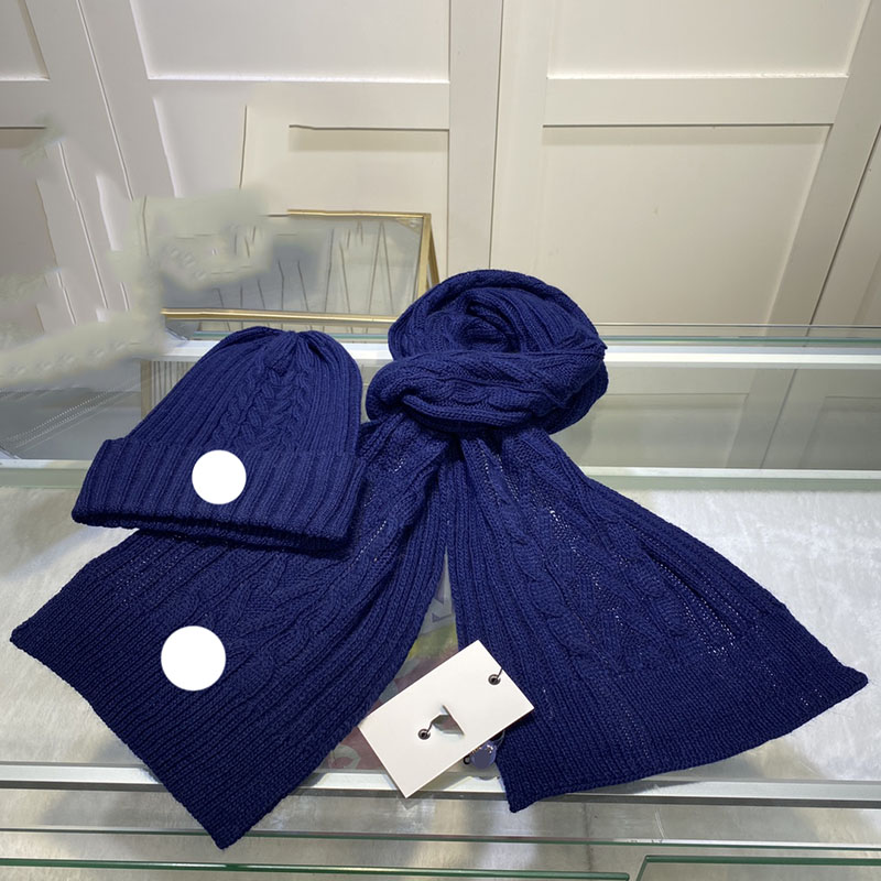 

Monclair Designer France Skull Caps Embroidered Badge Couple Wool Knitted Hat Scarf Set Autumn and Winter Outdoor Thickened Warm winter hats, Sold out 7