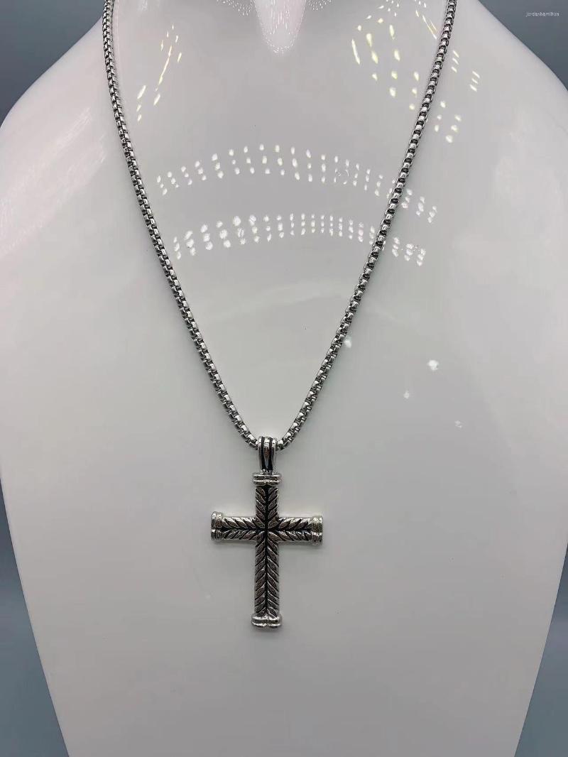 

Pendant Necklaces Le Han Jewelry Silver Cable Cross Neckalce 18 Inch Box Chain