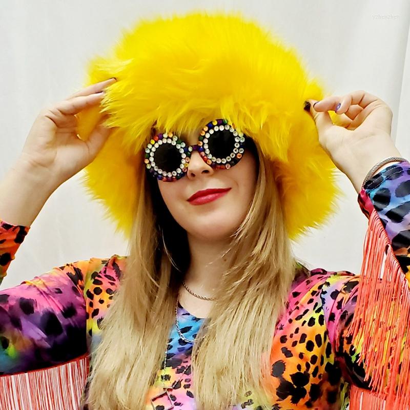 

Berets Fashion Women Furry Fisherman Hat Winter Versatile Solid Color Chic Warm Soft Bucket Cap For Streetwear/ Po Props, Black