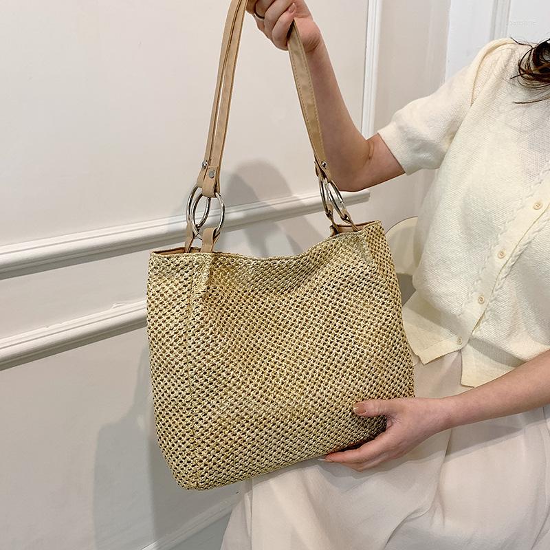 

Evening Bags Large Capacity Portable Straw-Weaved Bag Women Trendy Fashion Tote Spring Commuter One-Shoulder Knitted Big, Beige
