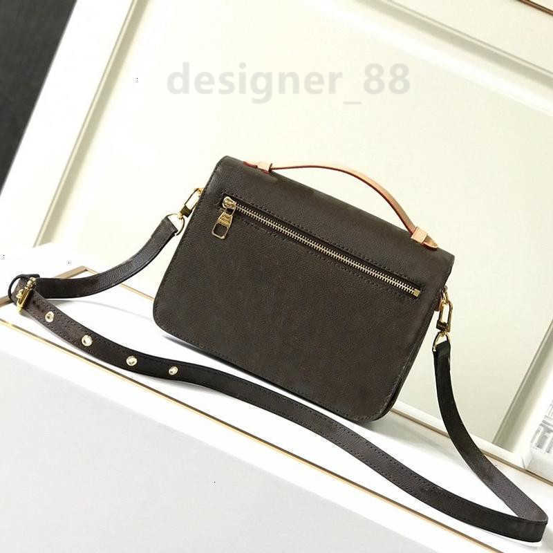 Men 2022 Sac authentique High Metis Luxurys Pochette Sacs Bobby Designers Femmes Black en cuir en relief Femmes Hand Spillis Portefeuille