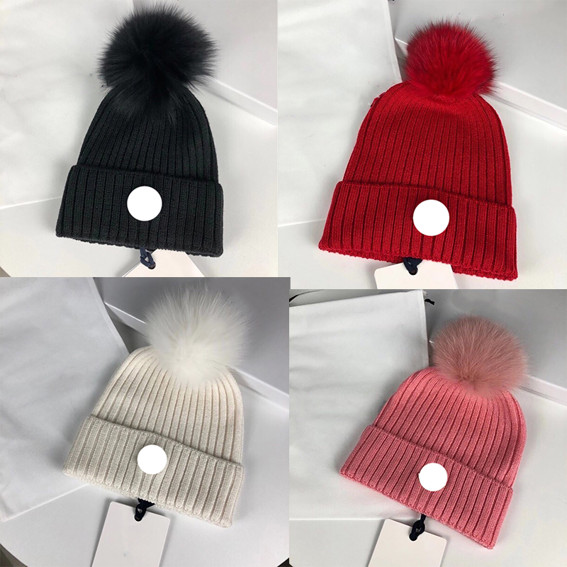 

Monclair Designer France Skull Caps Embroidered Badge Women's Removable Fox Hair Ball Mercerized Wool Knitted Hat Warm in Autumn and Winter Fashion beanie, Sold out 2