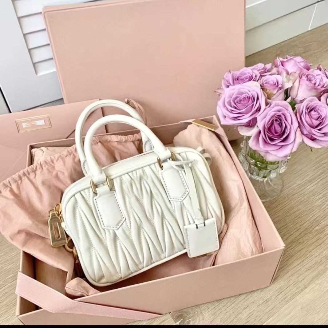 

Women's Luxury miu Designer Handbags New Miu Boston Pillow Bags Fashion Pleated Soft Sheepskin Cross Shoulder Bag Factory Direct Sales D6JD, Grey small gift box