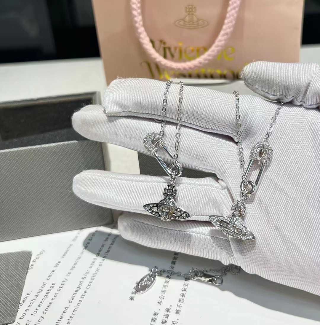 

Pendant Necklaces Small and luxurious planet Pin Necklace fashionable and versatile Vivian Westwood Saturn diamond inlaid advanced Earrings women