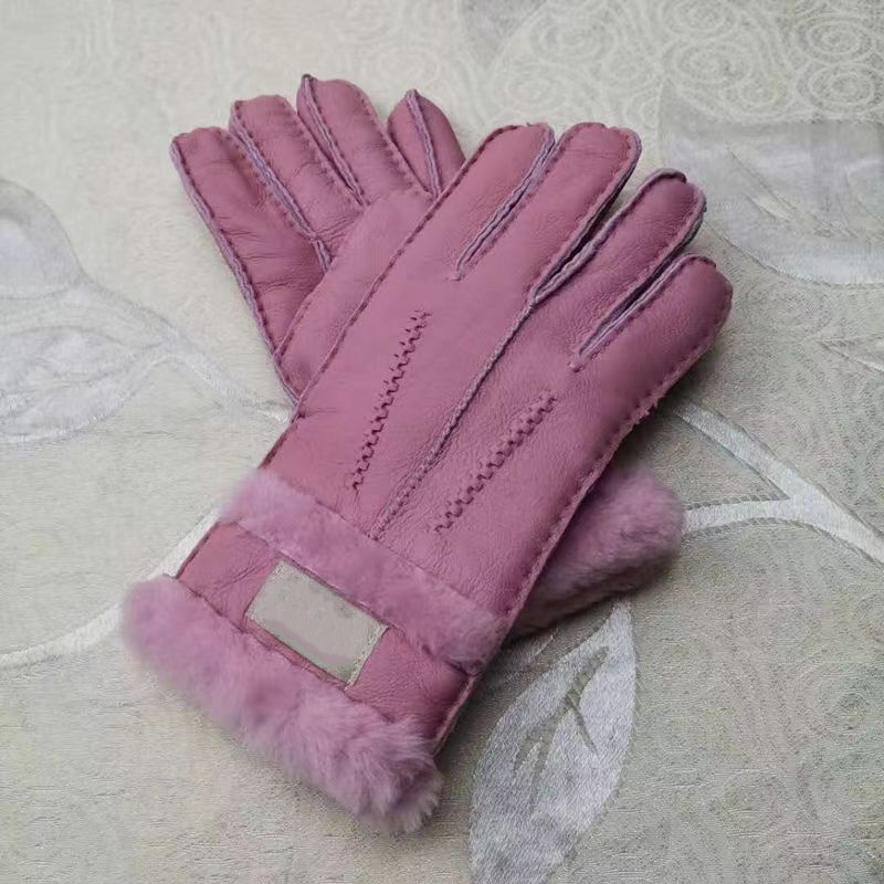 

2022 Designer women men leather gloves Sheepskin bright female winter warm fashion Windproof Antifreeze outdoors gift