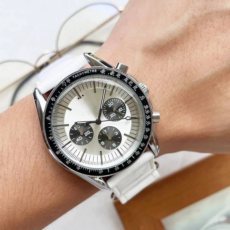 

2022 Men's Luxury Quartz Watch Business leisure six needle Multi-function Waterproof calendar Steel Band Watches, K000003