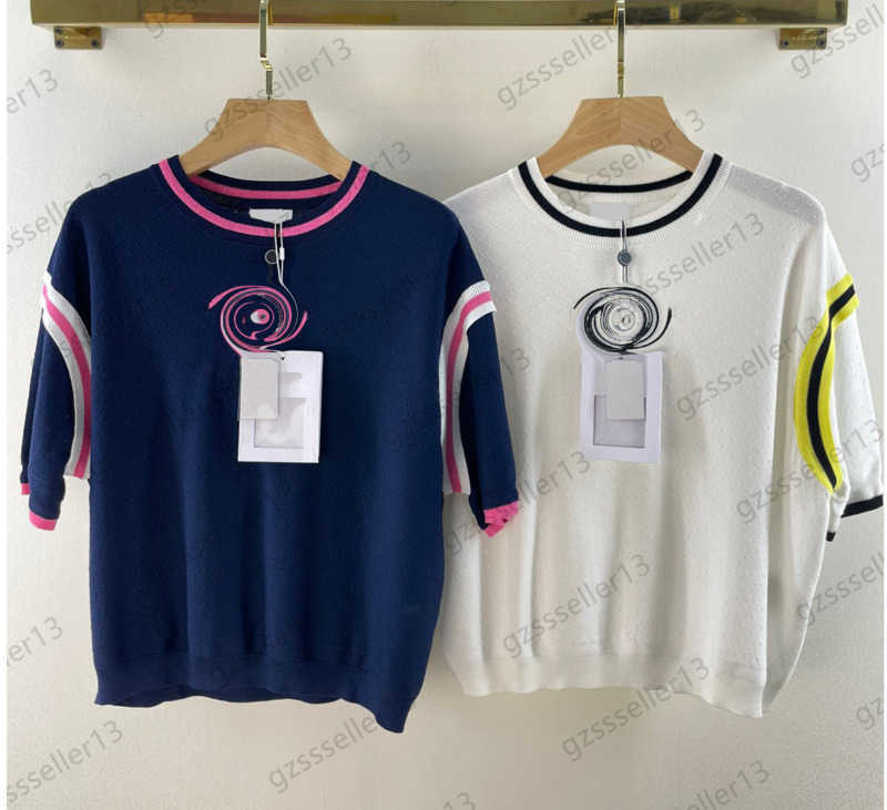 

Womens Sweaters Contrasting Color Logo Printing Thread Round Collar Pullover Knit Sweater Striped Ribbon Decoration Short Sleeves Knitwear Women Tops 1970