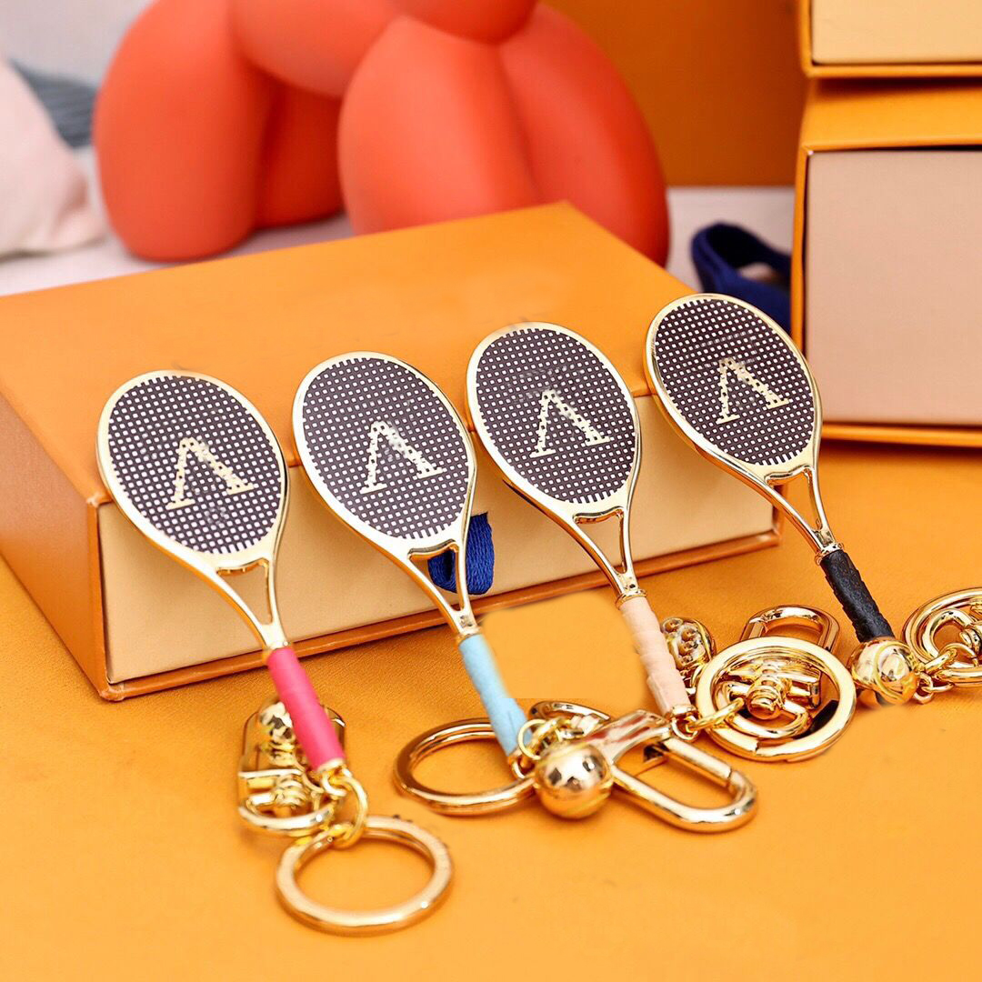 

Keychain Brand Classic Old Flower Designer Mens Luxury Badminton Car Keyring Ball Keychains Handmade Fashion Keychain Bags Pendant With Box