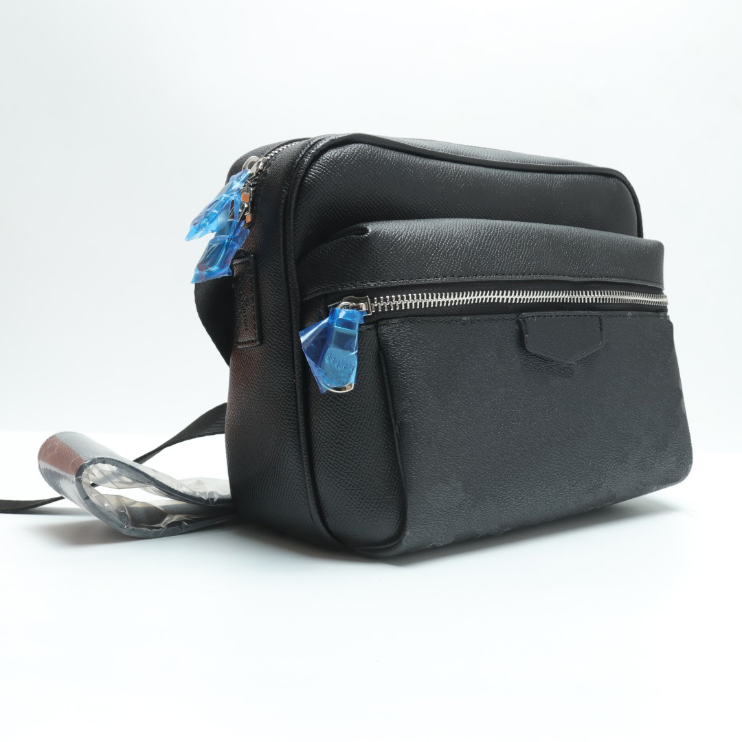 

Desiger OUTDOOR Chest bag waist bumbag Man Taigarama Taiga Monograms Eclipse Messenger Handbag breast backpack Shoulder crossbody Travel flap M30245 M30830, Black