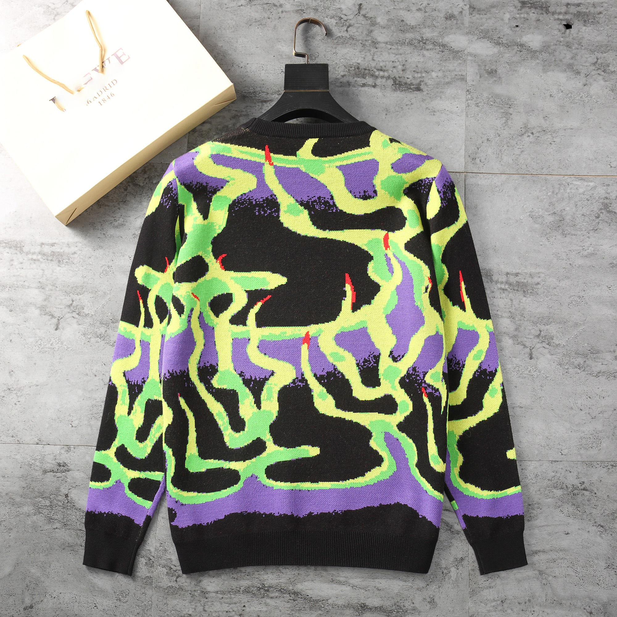 

AAA Men's sweater trend Embroidered shoe pattern white backpack printed geometric luxury text fy00001, Black