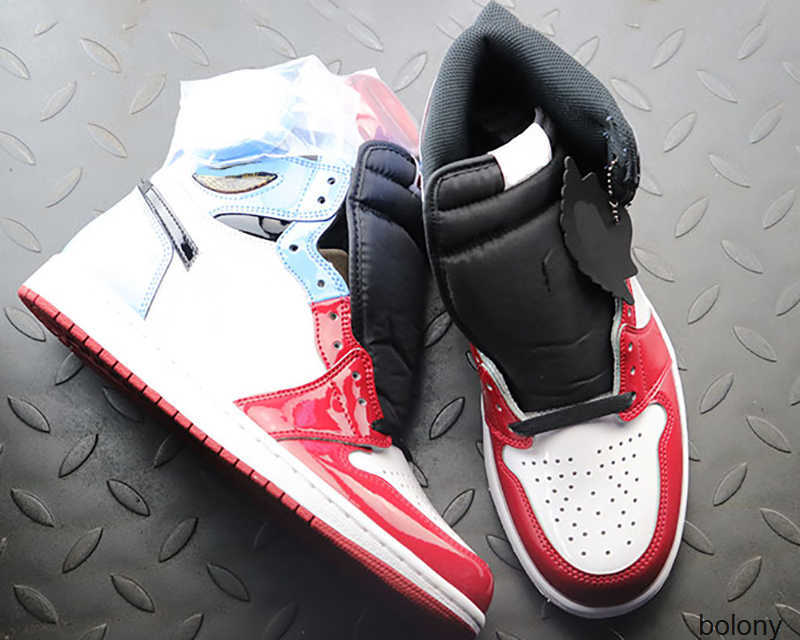 

News Top Quality Jumpman 1 1s Basketball Shoes High Travis Scotts red blue UNC Mens Women Banned Bred Toe Chicago Men Womens Sport Sneakers, #1