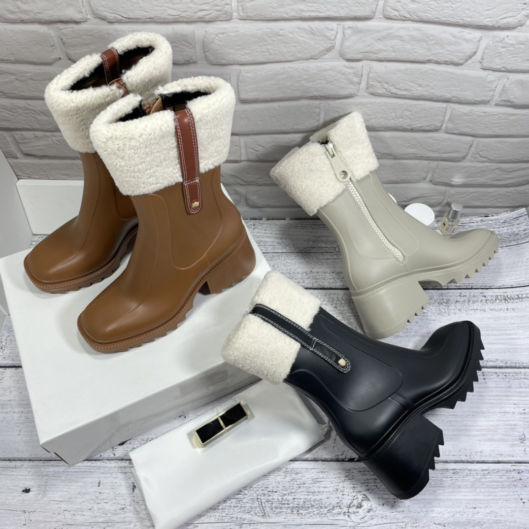 Designer Bottines Femme Betty Bottes de Pluie PVC à Bordure Mouton Semelle Crantée Imperméables Chaussures Caoutchouc