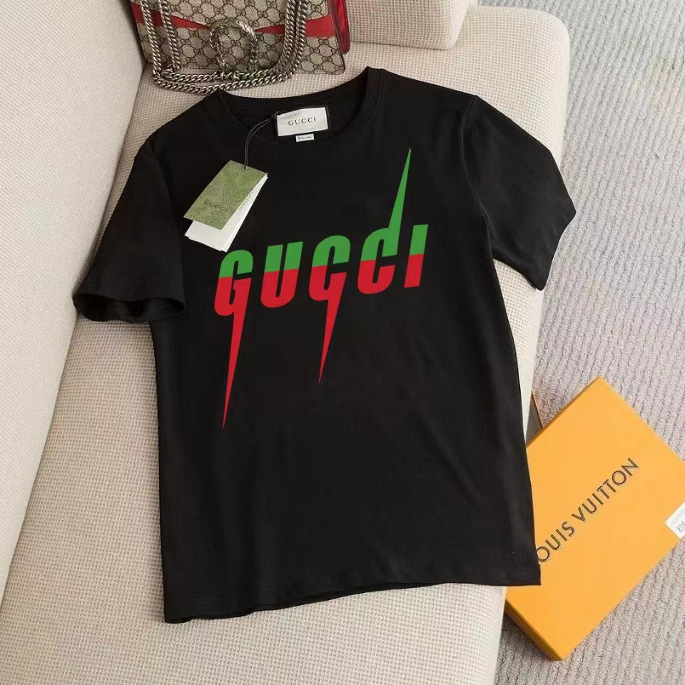 

Mens Designers T Shirt Man Womens tshirts With Letters Print Short Sleeves Summer Shirts Men Loose Neck Cotton Asian size S-5XL gucci