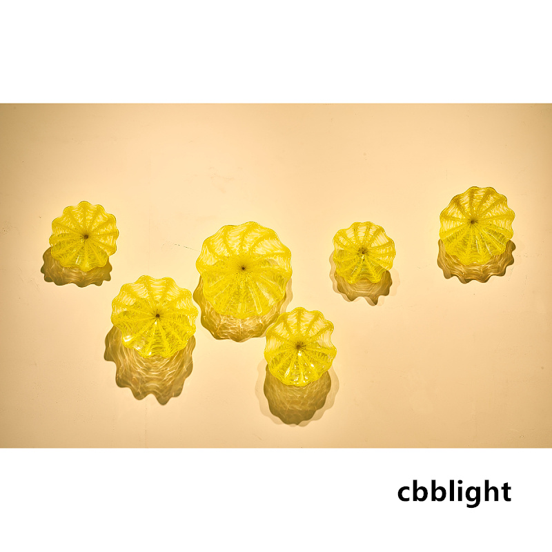 

Modern Creative Yellow Wall Lamps Art Flower Wall Plates Dia20-45cm 6pcs/set Murano Glass Mounted Sconces for Living Room Showcase Decorative LRP003