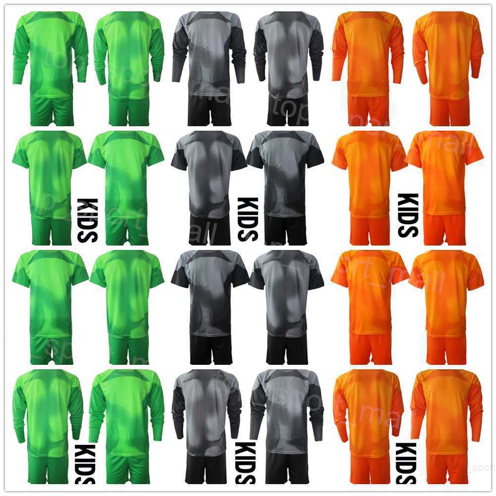 

National Team Singapore Soccer Goalkeeper GK 18 Hassan Sunny Jerseys Set Long Sleeve 1 Izwan Mahbud 12 Syazwan Buhari Zharfan Rohaizad Football Shirt Kits Men Kids