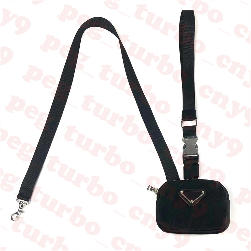 

Brand Pet Traction Bag Dogs Leashes With Metal Badges Outdoor Sports Dog Leash Supplies