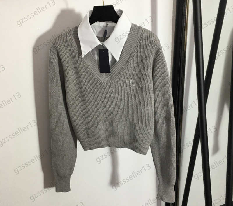 

Womens Sweaters Shirt Collar Fake Two Pieces Buttons Spliced Knit Sweater Letter Embroidery Long Sleeve Slim Short Knitwear British Style Designer Women Wear 1970