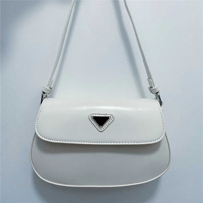 

Factory 80% Off Clearance Wholesale p New Cleo Underarm Bag Single Shoulder Leather Middle Hobo Stick Patent Elegant Hand, White