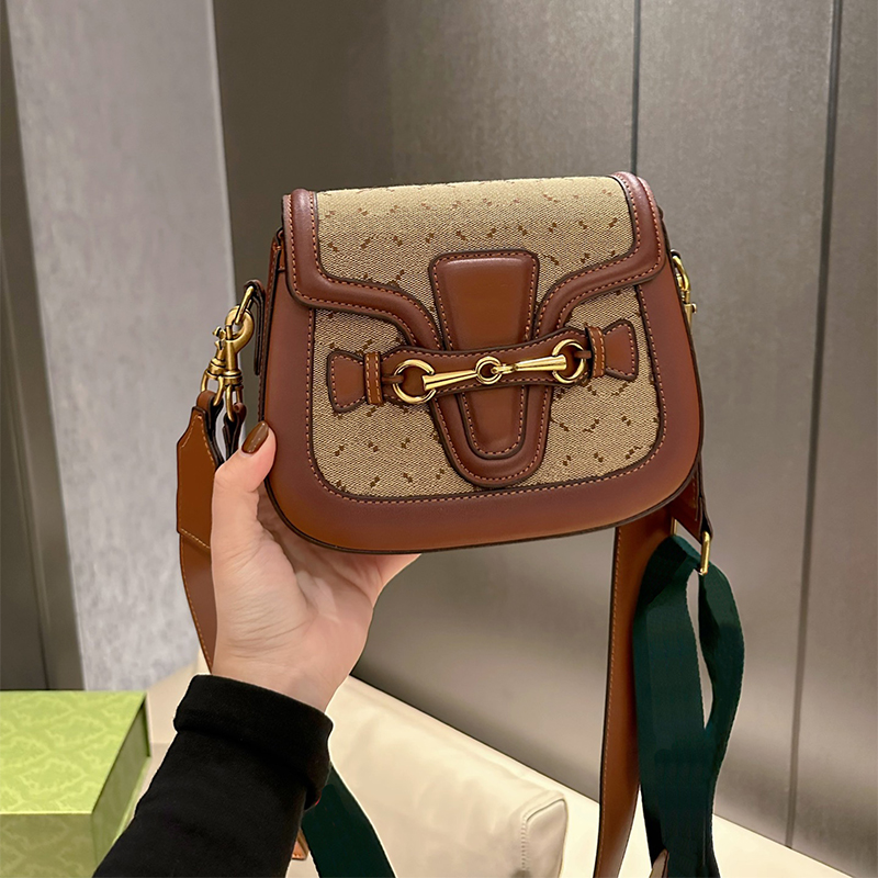 

Luxury Shoulder Bag Fashion Designer Bag Crossbody Bags Leather Canvas Classic Check Letters Satchels Study Sports Motorcycle, Beige size:21x18cm