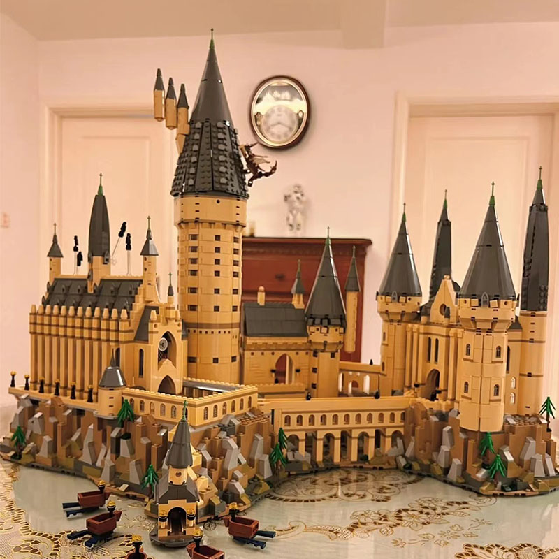 

Magic Movie Classics Block Modular Magic School Castle Model 6120pcs Building Blocks Brick Toys Kids Gift Set Compatible With 71043