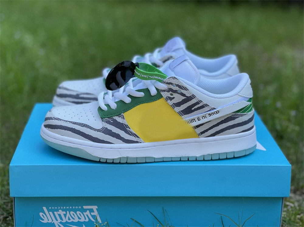 

Shoes Dunks Low Doernbecher Top White Green Grey Yellow Womens Sneakers Size 36-46