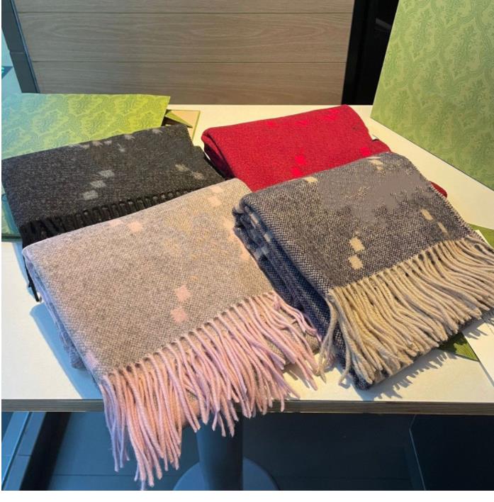 

Winter Cashmere scarf wrap Pashmina Unisex Wool Scarfs For Men Women Designer Oversized Big Letter Printed Shawls Scarves neckerchiefs Gifts 195x45cm