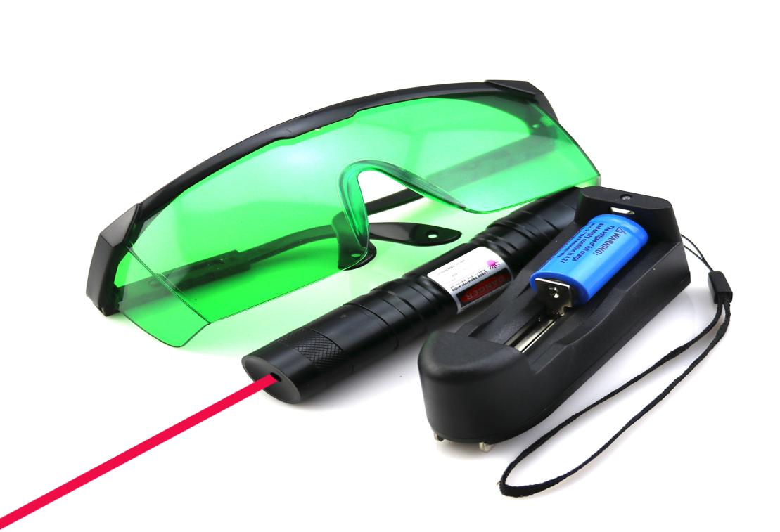 

SDLasers RS40200 Adjustable Focus 650nm Red Laser Pointer With 116340 Li Battery Charger Goggles Funny Pet stick