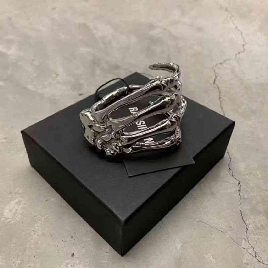 

Cool hand show death skeleton ghost claw Bracelet Adjustable Bracelet women039s autumn and winter accsori5324823