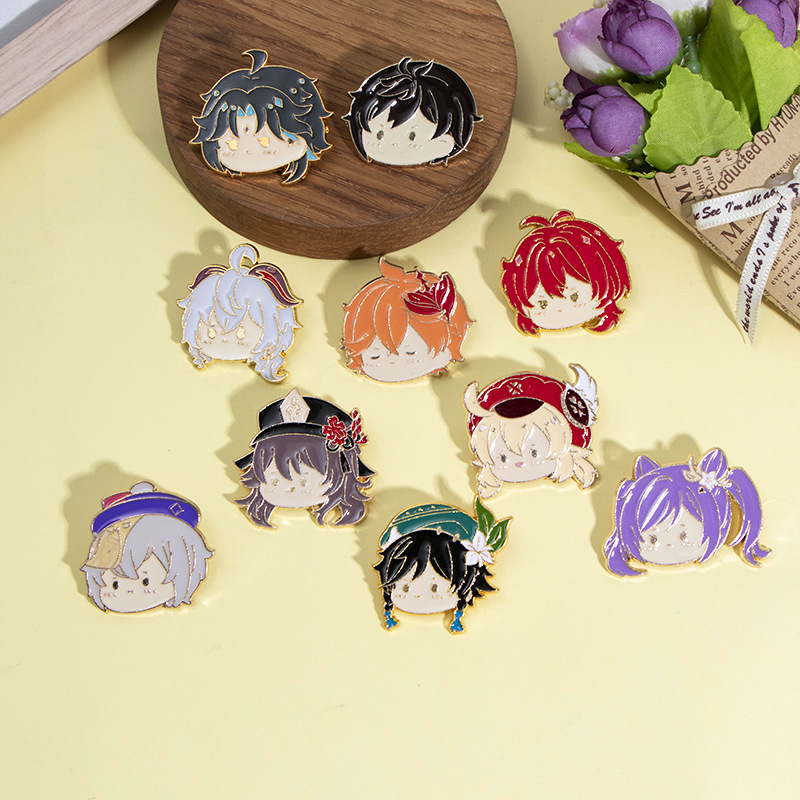 

Genshin Impact head portrait brooch series badge Kerry Wendy Walnut son commemorative pin bag accessories, Color #1