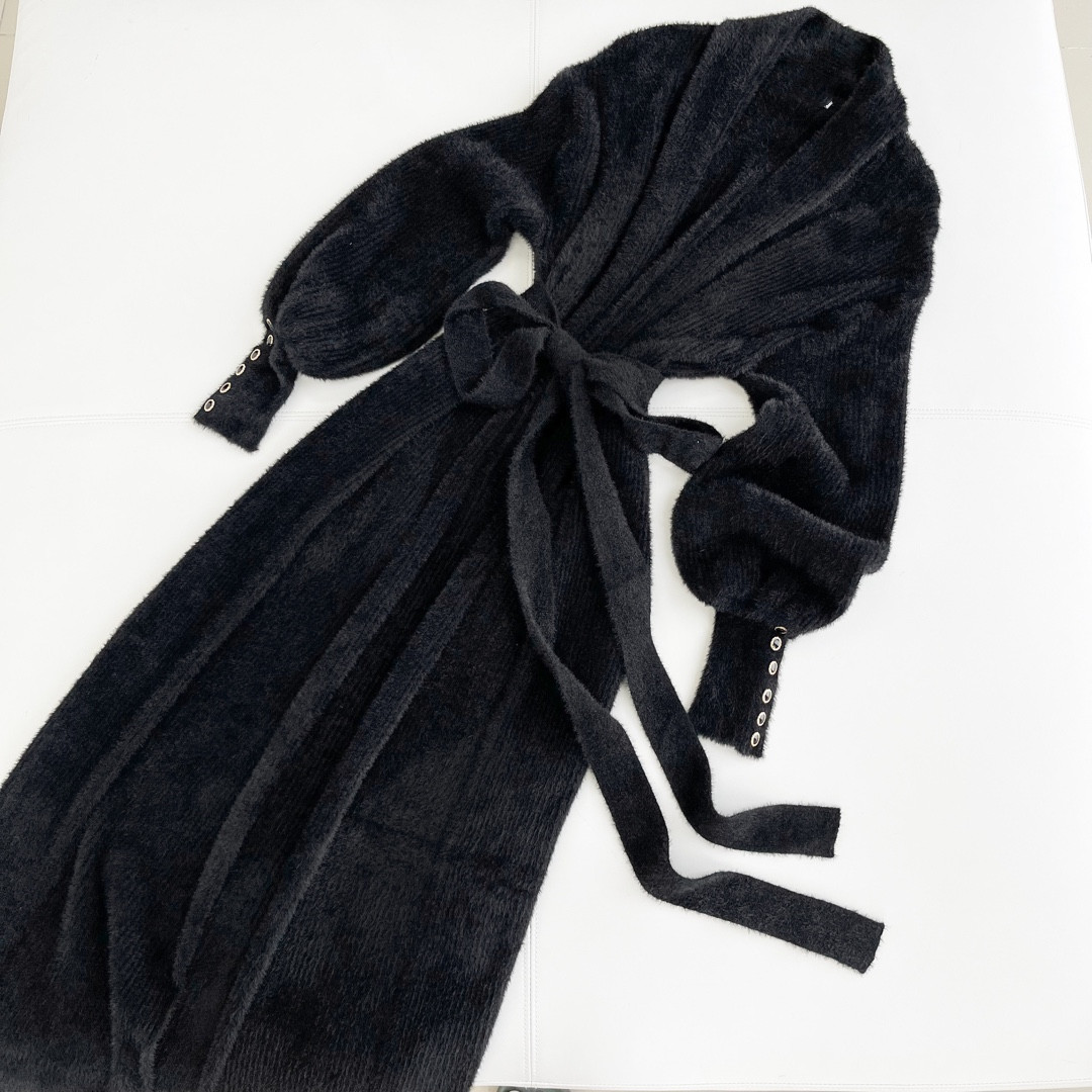 

Runway Dresses Autumn/Winter 2022 Designer Designs Long Sable Hair Bathrobe Style Warm Dress, Black