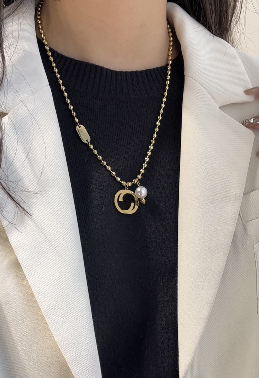 

Classic High Charm Letter Pendant Necklace Luxury 18k Gold Plated Necklace Designer Jewelry Long Chain Selected Girl Gift Hot International Brand