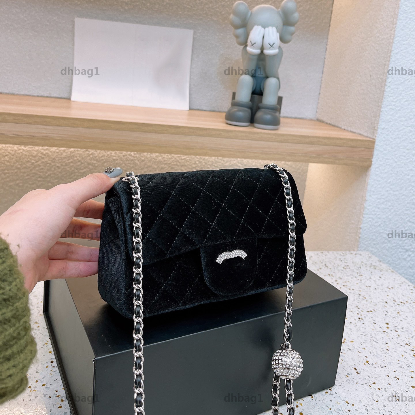 

Classical French Designer Square Mini Flap Bag Diamond Ball Metal Chain Velvet Single Shoulder Crossbody Luxury Women Coin Purse Card Holder Tote Handbags 20cm, Black handle