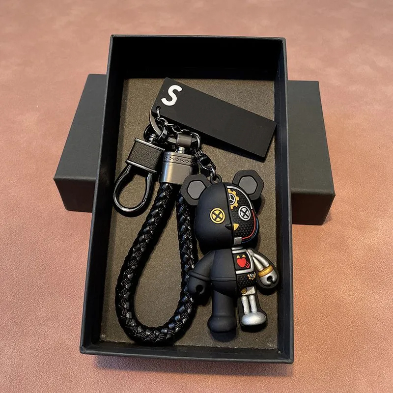 

Luxurys designers Keychain Car Key chain Solid color monogrammed Keychains Bear Design versatile Fashion Leisure Men Women Bag Pendant Accessories good nice