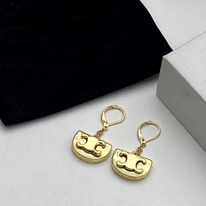 

Retro Women Designers Stud Gold Earring S925 Earrings Ear Stud Reticulated Work Womens Designer Studs Metal Lin22111908